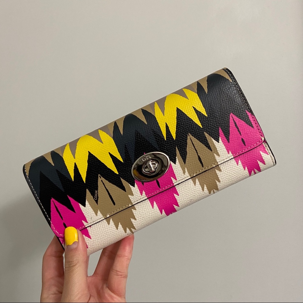 Coach Aztec Tribal Envelope Wallet 🖤